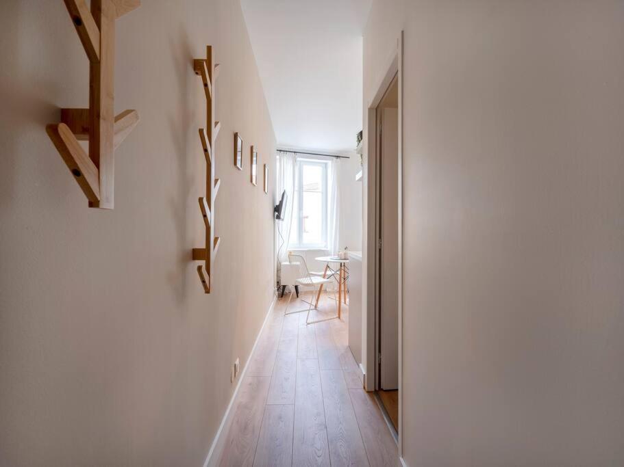 Le Coquet Des Trois-Maisons Avec Parking Privatif Nancy Esterno foto